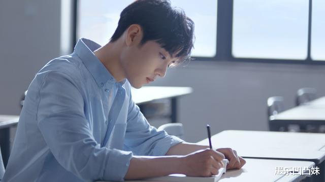 李沁|肖战李沁恋情坐实？两人深夜聚餐被拍，网友：快点原地结婚！