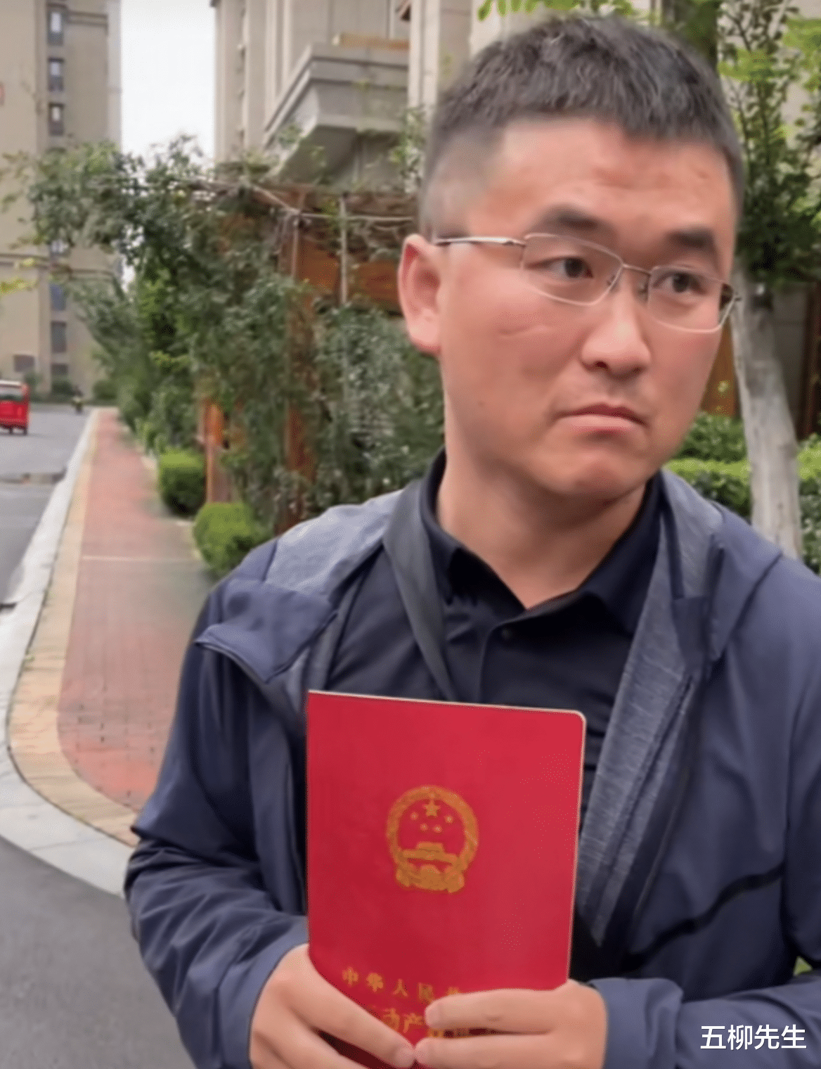 姜涛|37岁明星姜涛终于买房,眼角湿润情绪激动,至今未婚成最大遗憾