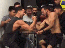 动物庄园|“女友闺蜜喊我单独去唱歌,穿成这样我沦陷了...”