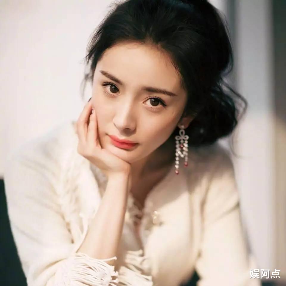 杨幂|36岁的杨幂怎么了？罕见谈及爱情十分悲观，魏大勋彻底没戏