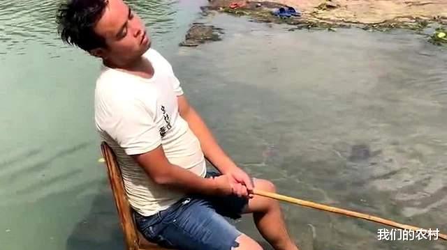 |男人过了30岁，为啥喜欢钓鱼？看完你就明白了