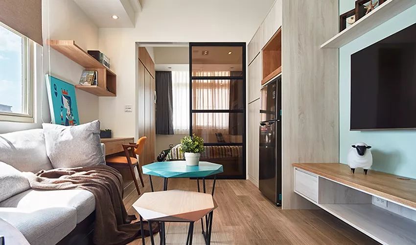 95后两口子住30㎡开间,坐拥3.6米层高却放弃夹层?