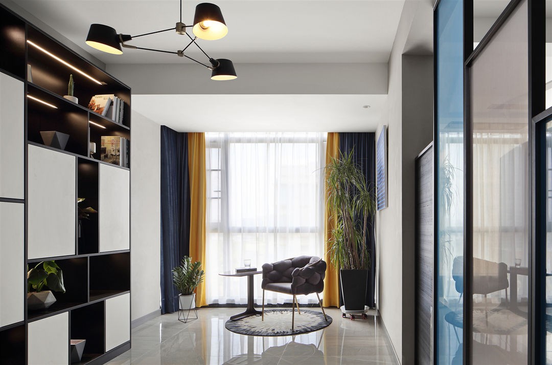 家居超人|全面拆除吊顶，彻底更换家装风格，这才是对二手房的彻底翻新