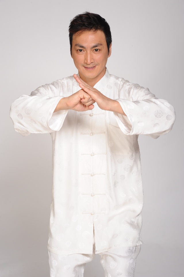 何家劲|痴情何家劲：此生最爱一人，62岁仍未婚单身