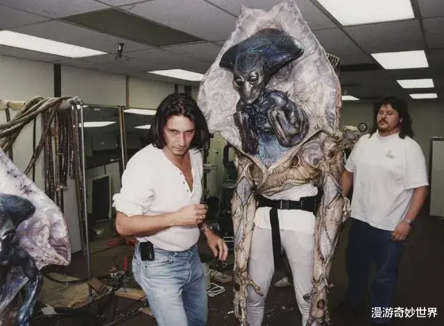 终结者|25部大片幕后真相照：原来电影是这样拍的…