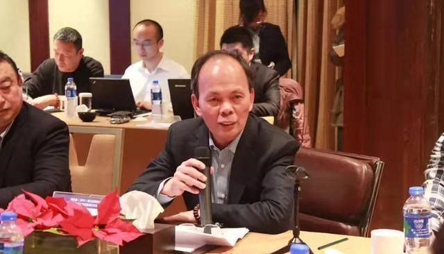 肖翻天和同学们 EDG背后老板什么来头？广州80后“地产富二代”，家族财富达710亿
