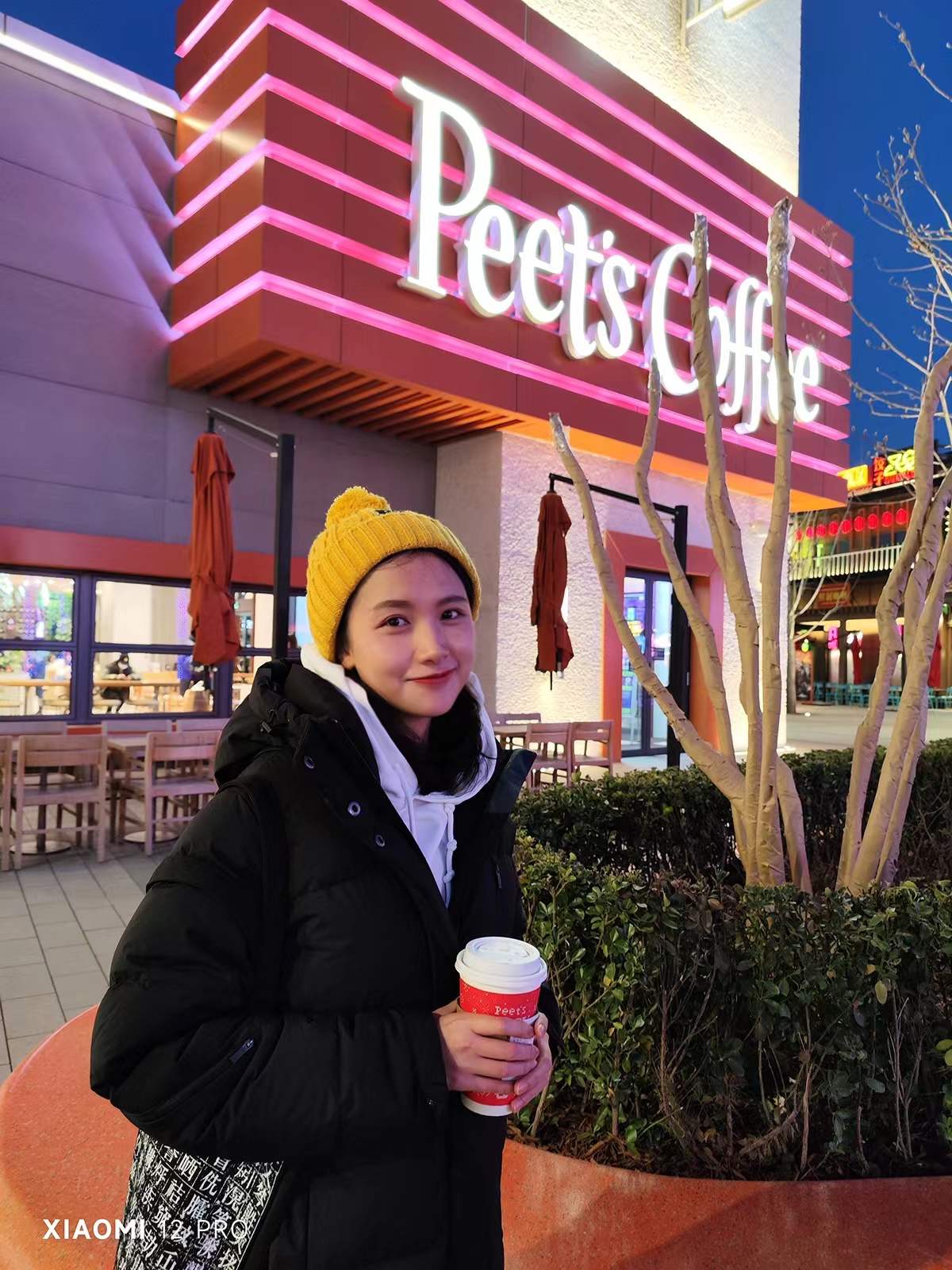 小米科技|小米12 Pro拍照表现如何?主摄色彩艳丽,人像镜头的惊喜没想到