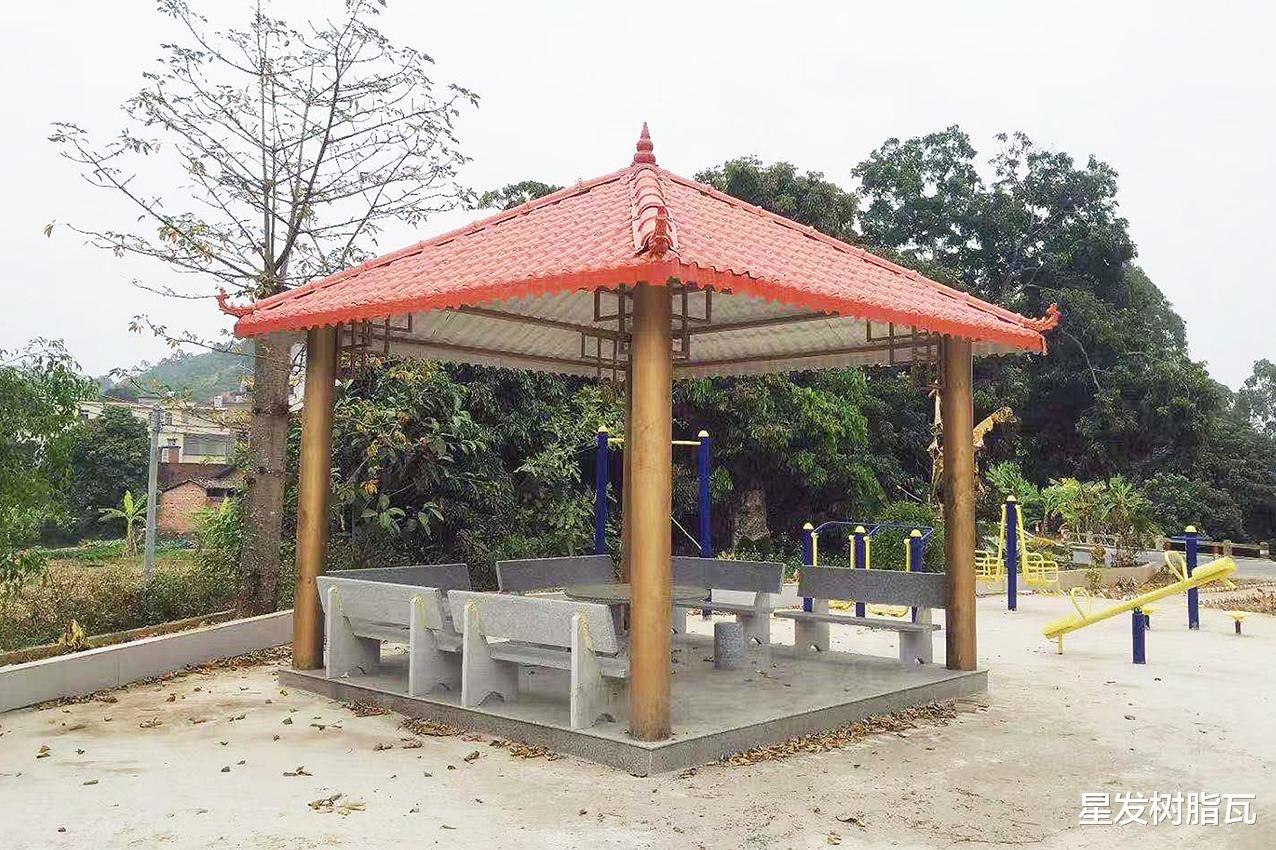 越来越多建筑屋顶使用树脂瓦的原因分析