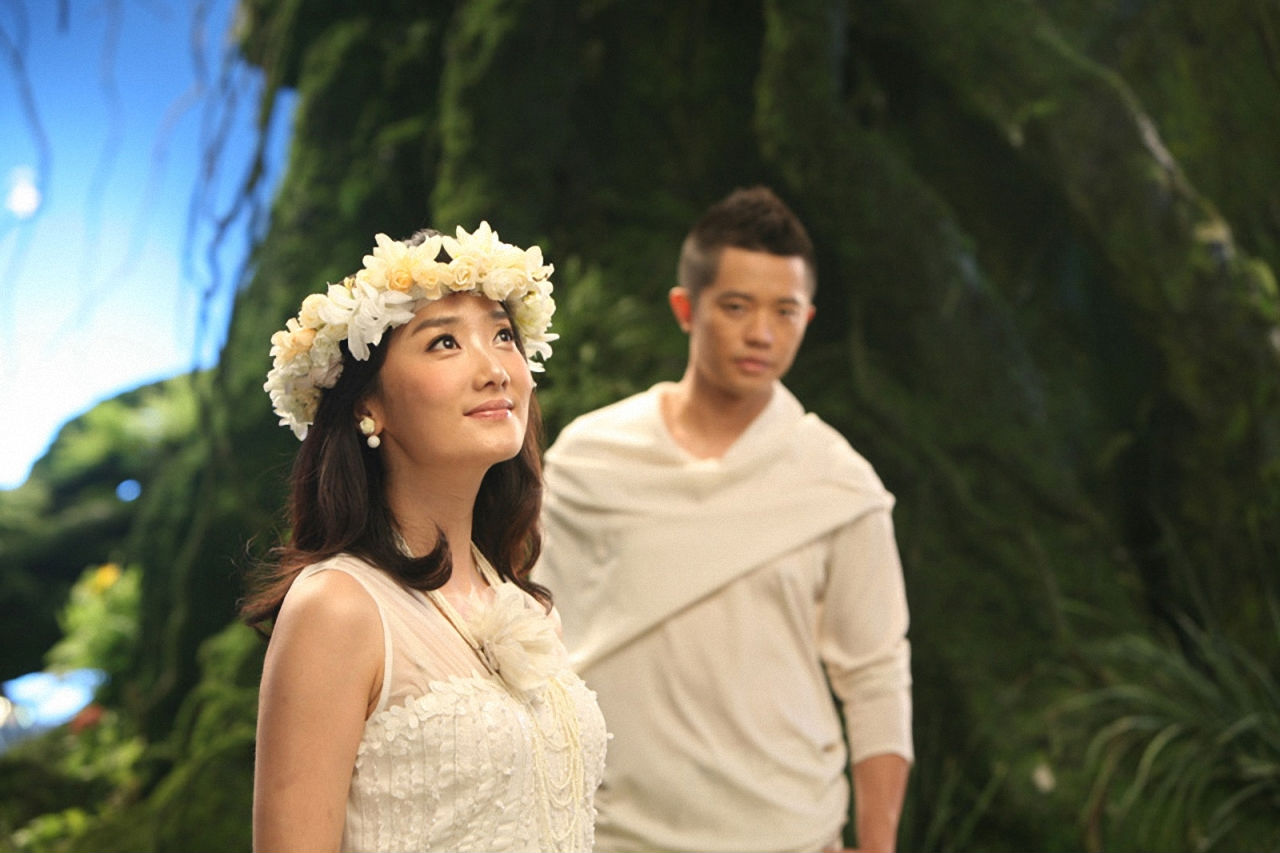 凤凰传奇|两人搭档23年仍未结为夫妻，现一个投资负债累累，一个年入千万