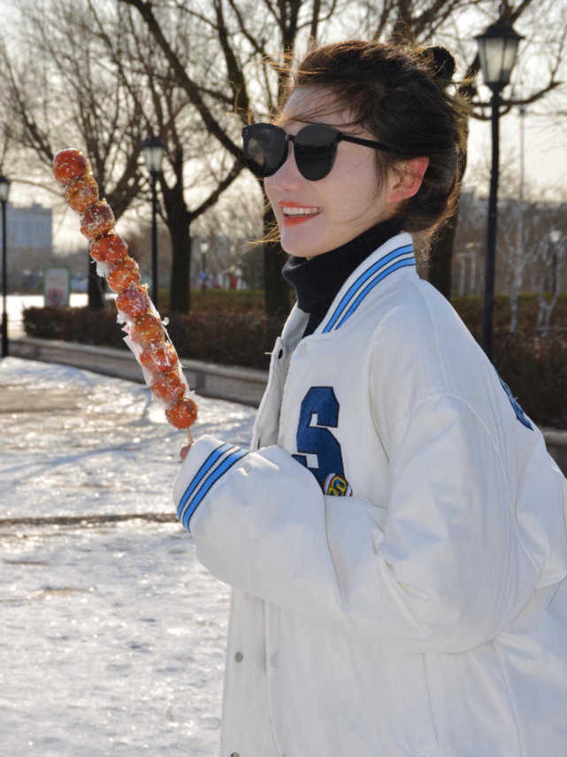 何有强 冬天的羽绒服千万别乱买，照着这个标准选，有格调又有品味