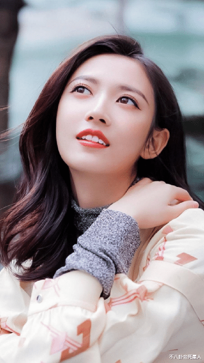 90后|川渝盛产美女，这8位90后小花，才是真正的明眸皓齿、秀色可餐