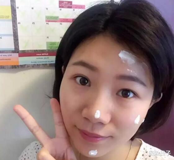 淡妆 女人不管多大多老，学会化淡妆的3个步骤，底子一般也精致漂亮