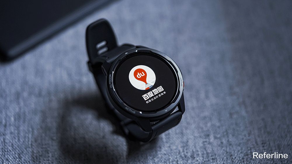 OLED|现在的「大号手环」也能装 app?