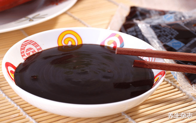 高血压|洋葱是高血压“发物”？提醒父母：若想降血压，3种调料建议少吃