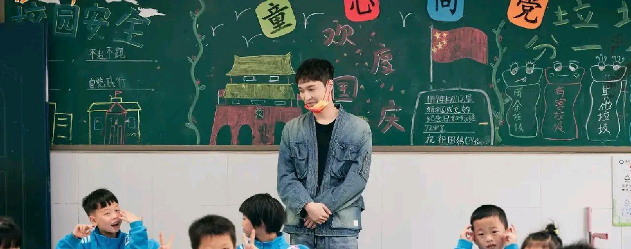 张艺兴|有网友喊话林俊杰？鹿晗已经开始拜早年了？张艺兴德艺双馨？