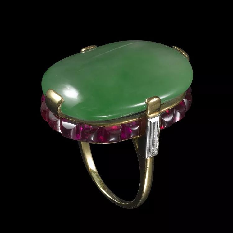 翡翠|「不负众望」苏富比秋拍收官,备受瞩目的翡翠佛手破2千万大关!