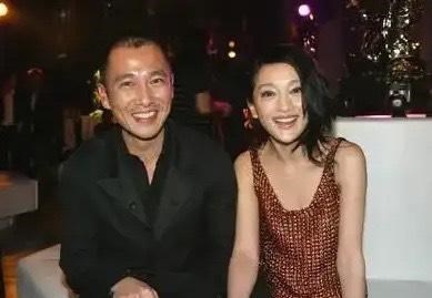 霍思燕|她的每段感情都轰轰烈烈，都投入自己满满的爱，却每每以分开结束