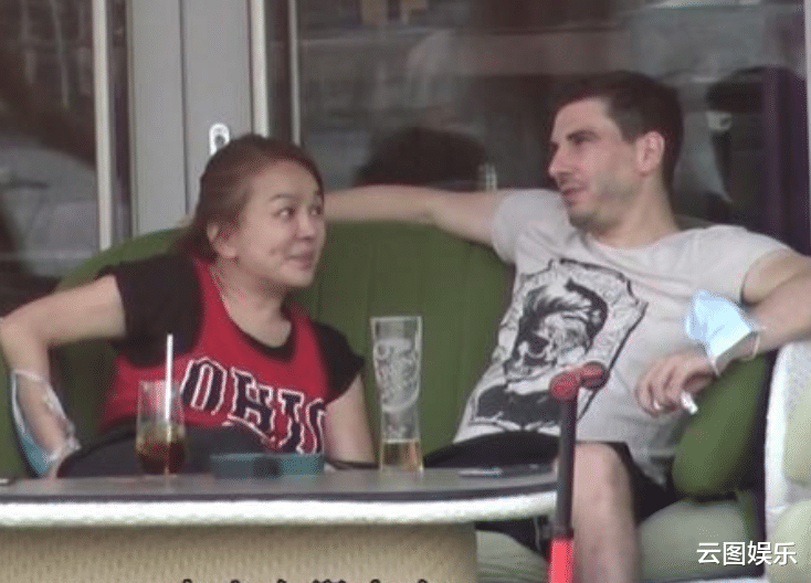 斛珠夫人|54岁陈加玲罕露面，息影26年成富婆，与外国男友相恋8年仍没结婚