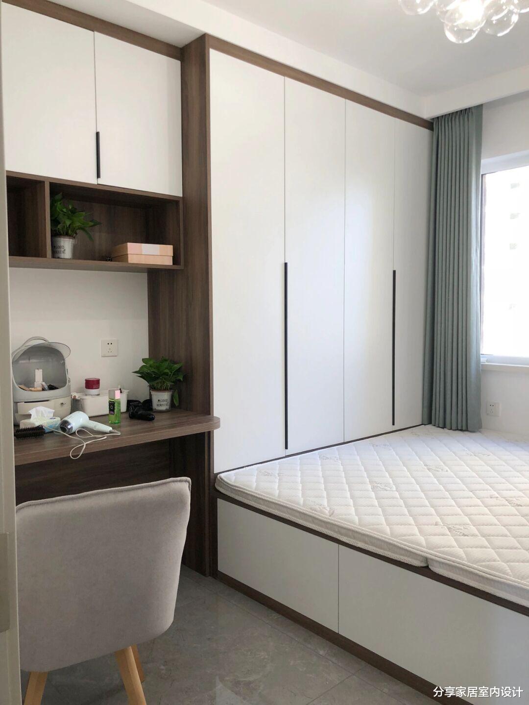 看独立家装设计师的新房，极简装修，全屋无吊顶不做电视墙很喜欢