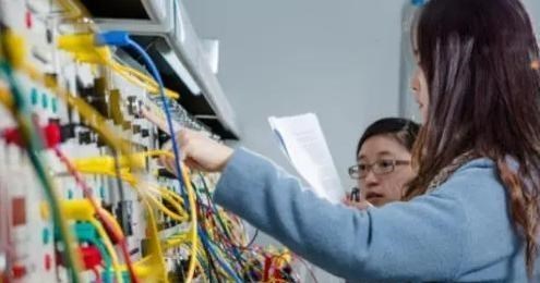发型|毕业生想进国家电网，需满足3个硬性条件，不然分数再高也白搭