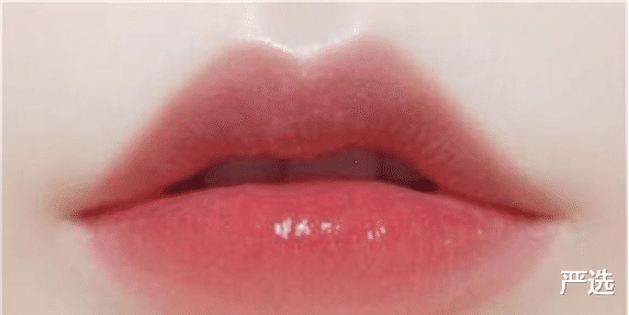 唇膏|江疏影随手一晒的唇膏, 价格一晒, 网友: 从此我扔掉了迪奥!