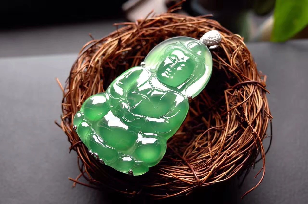 翡翠|为什么真正懂翡翠的人都不太愿意帮别人估价？这其中究竟藏了多少讲究？