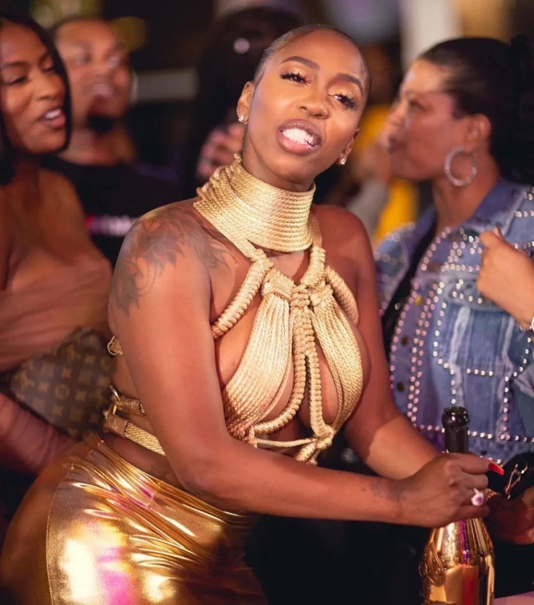 凯文·杜兰特|杜兰特被钓鱼执法了，兄弟们把“保护”打在公屏上！