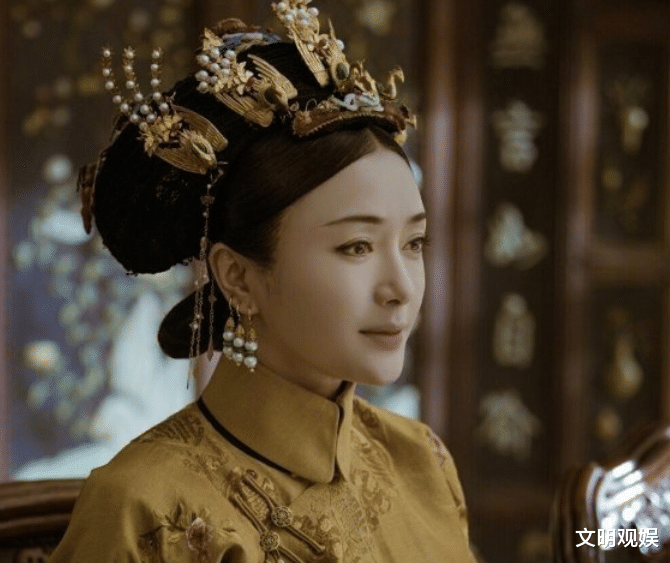 靳东|奔着闫妮靳东追《突围》，却被这位42岁女配给惊艳到了