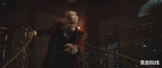 美剧|时隔两年，这部当前最火的顶流爽剧，终于上线了