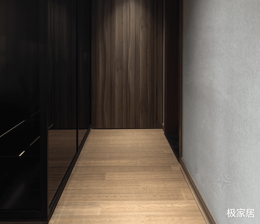 坐拥超大观景阳台,线条勾勒出力量感,筑成独特的三居室