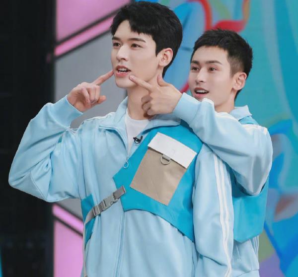 龚俊|龚俊粉丝“一言不合”向平台维权，这不是简单的唯粉互撕。