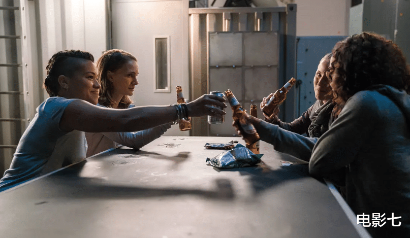 李玟|击败《三体》，为上映三个片段被删，好莱坞这部R级片，重新定义科幻