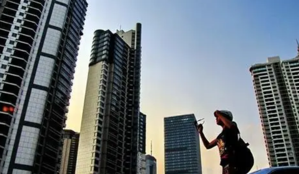 房产证|房产证上尽量不要写夫妻两人的名字，这是为何？内行人告诉你原因