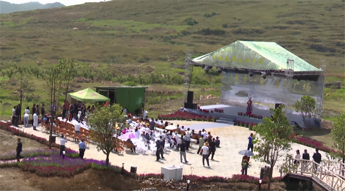 黔行 五一假期来这里！镇宁县天纯花果山“农旅融合示范园”开园啦