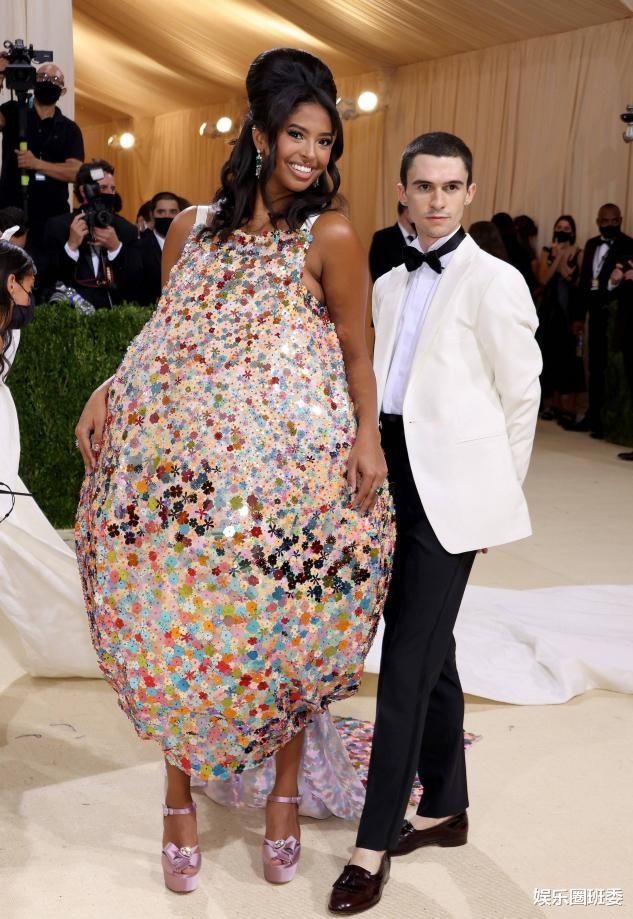 叶玉卿|Met gala红毯大咖云集,暴露多位艺人感情现状,72岁的她却惨翻车