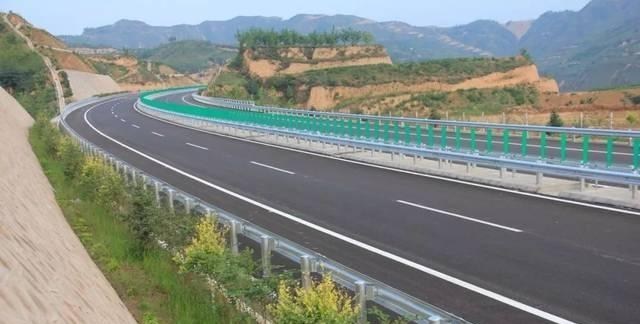 小语喵咪 河南一地“喜从天降”，被75亿高速“砸中”，或将成下一个郑州