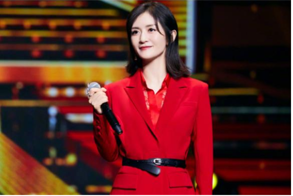 闫妮|谢娜只做一期央视主持人就被换掉,发生了什么?央视给出12字评价