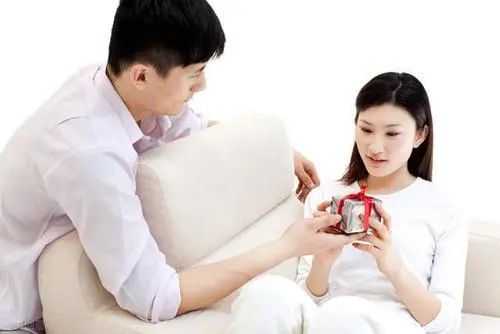 意心情感|如果你想失去一段感情,这几种行为就够了!