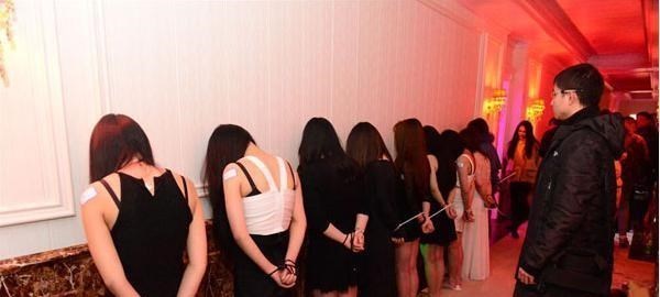 一些20多岁的年轻女孩本来有大好的青春,为何会成为失足青年