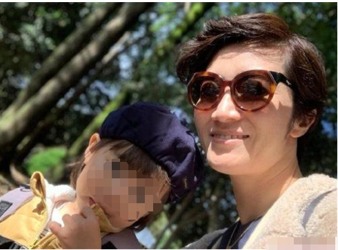 刘亦菲|她来中国跑龙套十年，凭《伪装者》走红，如今已成中国媳妇