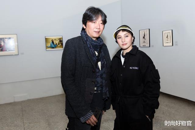 何超仪|赌王44岁女儿何超仪像外国人？皮肤白皙似18，有钱保养肌肤逆生长
