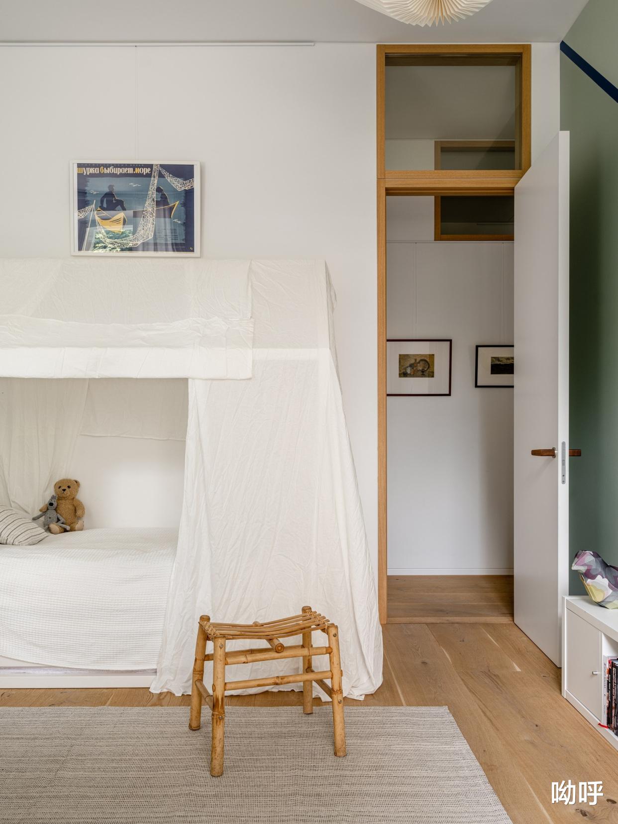 几何设计搭配艺术品的建筑师自宅