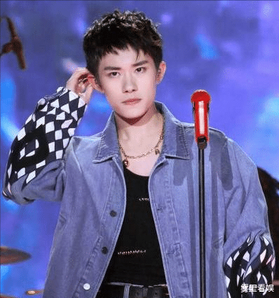 石天|男团偶像表面看似风光，有的人胆子小到不敢独睡，背后的心酸有谁知道