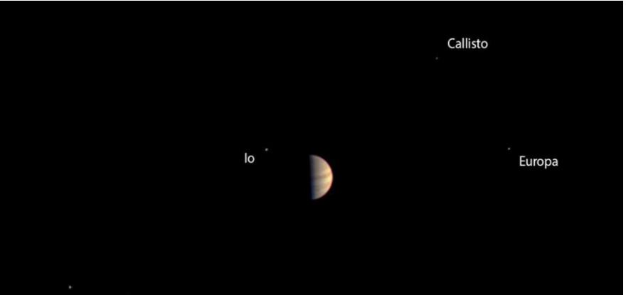 木卫二 直径只有地球1/4，液态水却是地球的2倍，这里极可能藏着生命