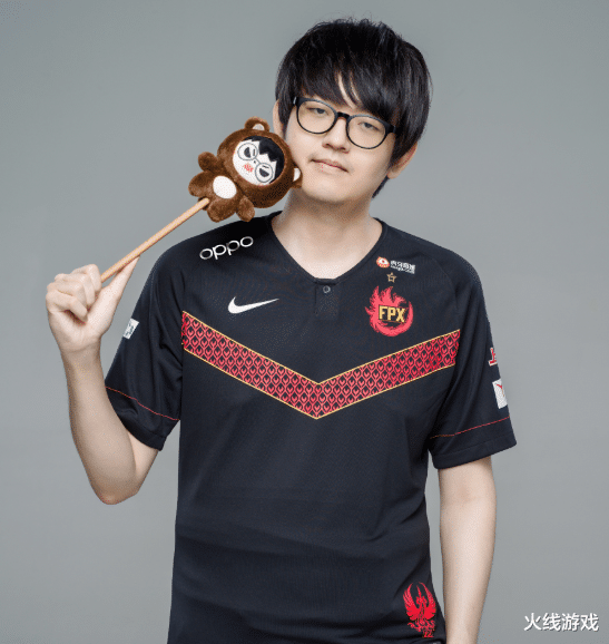 海南|准备正式退役了！前FPX上单金贡亲口回应：应该不会再打职业了