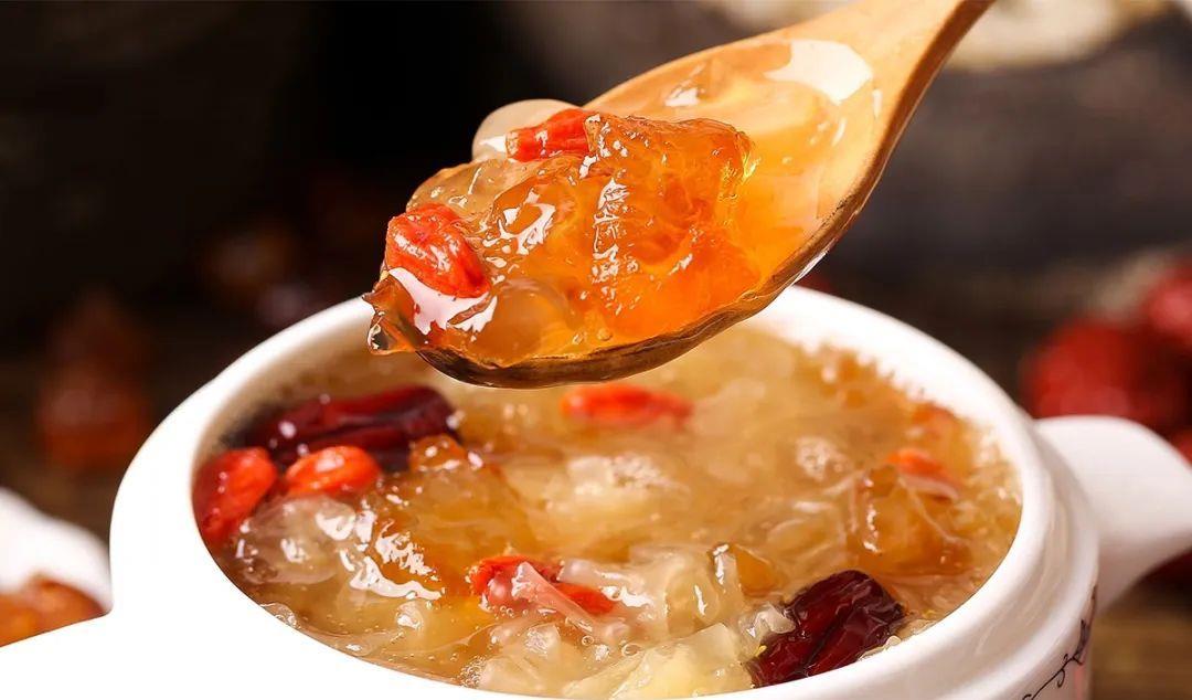 水果|入伏后,女人多吃这4样食物,每一口下去,都是满满的胶原蛋白