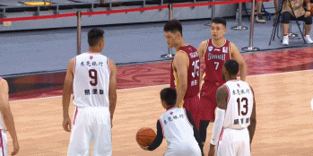 王丽坤|吴亦凡、郑爽上警示名单：当偶像沦为呕像……