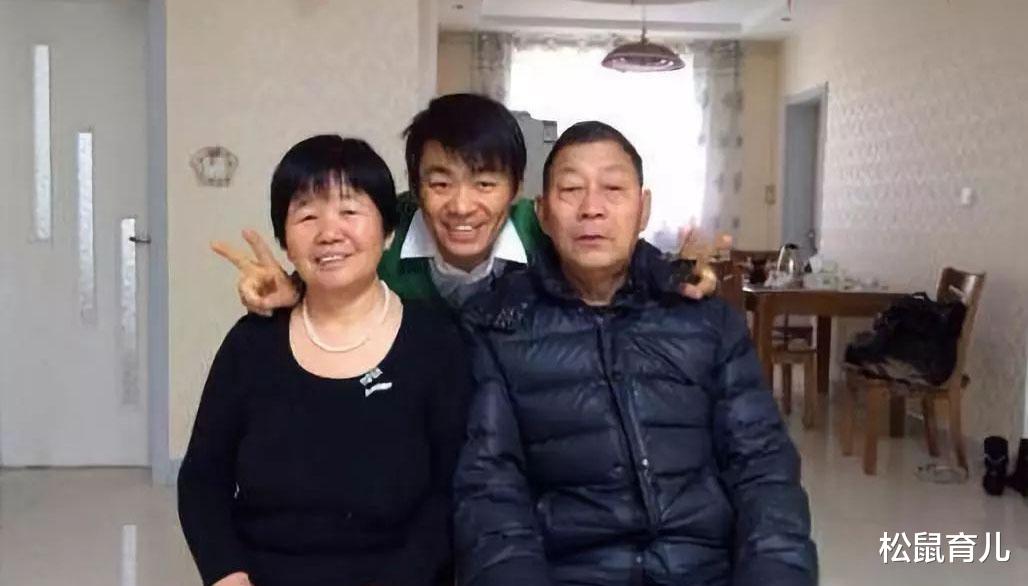 松鼠育儿|王宝强这一家人太接地气了