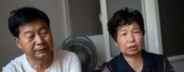 巴渝风景线 错换人生案择期开庭：从隔空喊话到对薄公堂，许敏杜新枝如何交恶