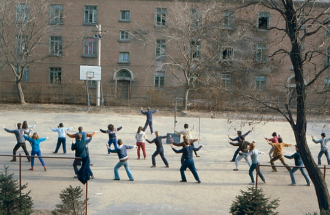 兜妈爱叨叨|一组80年代中国大学生照片曝光,无数网友忆青春:这才叫天之骄子